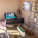My Cozy Duplex B In The Heart Of West Side