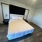 Go2 Inn & Suites By Relianse