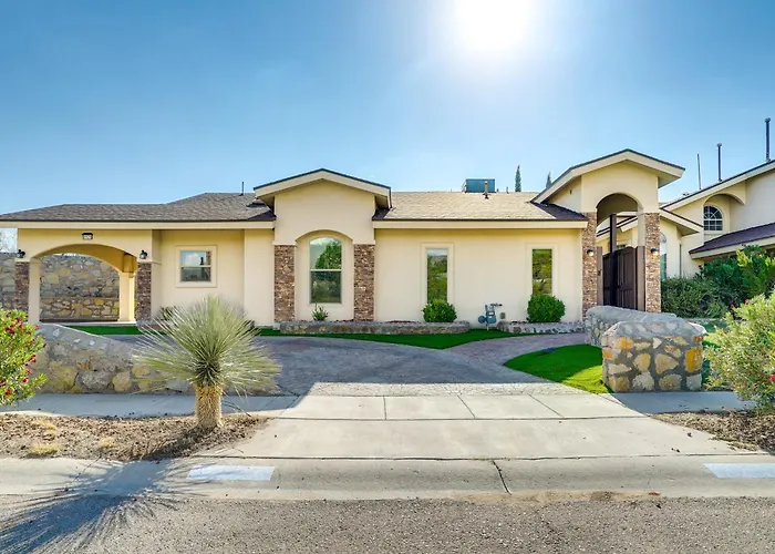 Unique El Paso Home With Patio About 1 Mi To The Shoppes