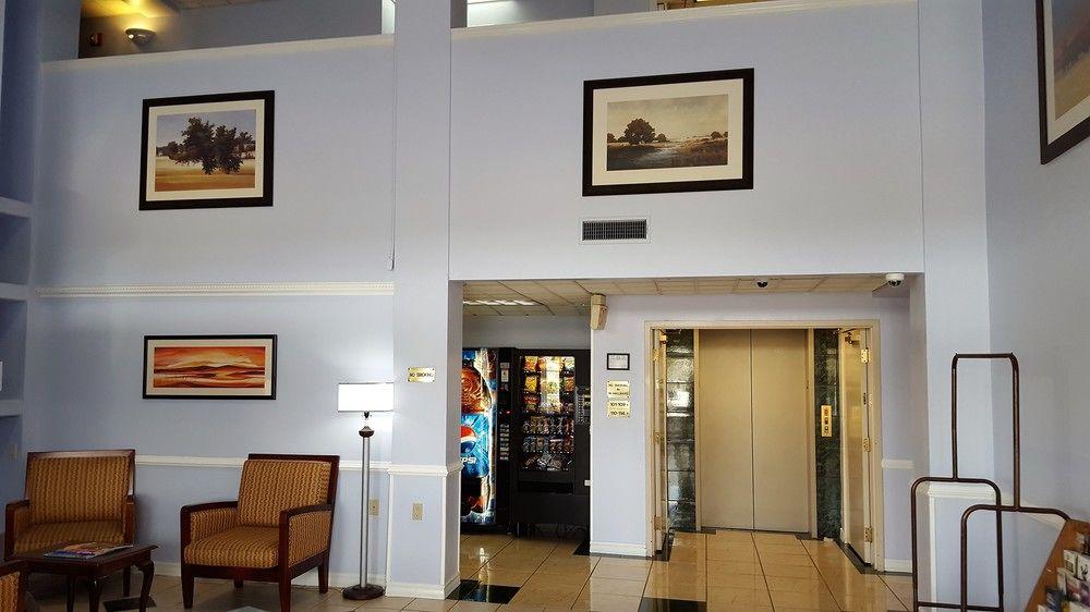 Hotel Americas - Airport / Medical Center 2*
