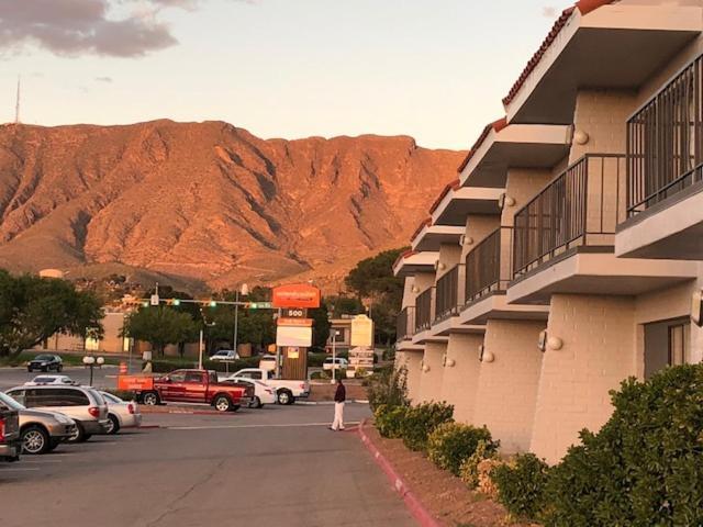 Extend-a-suites Utep Motel 2*
