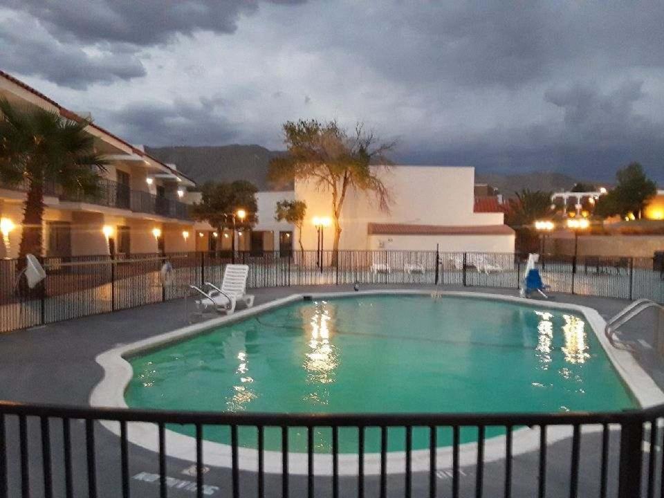 Extend-a-suites Utep Motel 2*