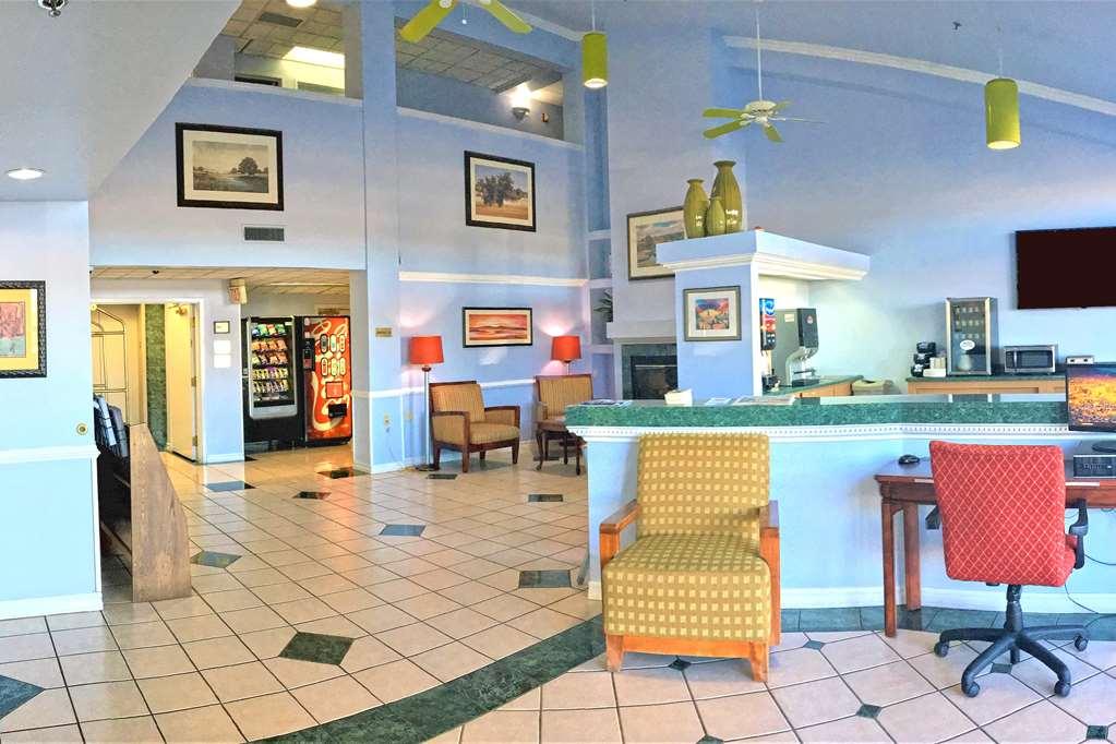 Americas - Airport / Medical Center 2*