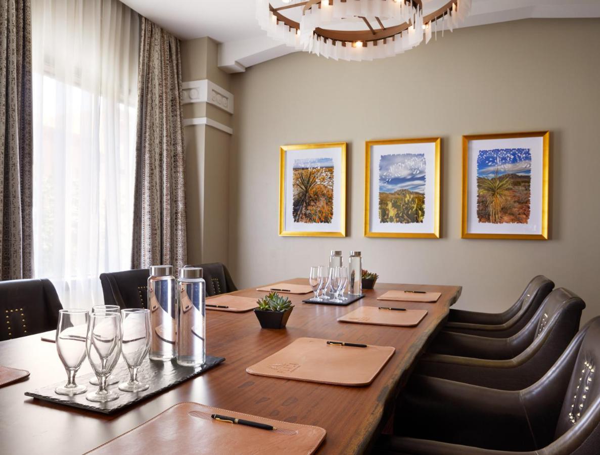 The Plaza Pioneer Park 5* El Paso