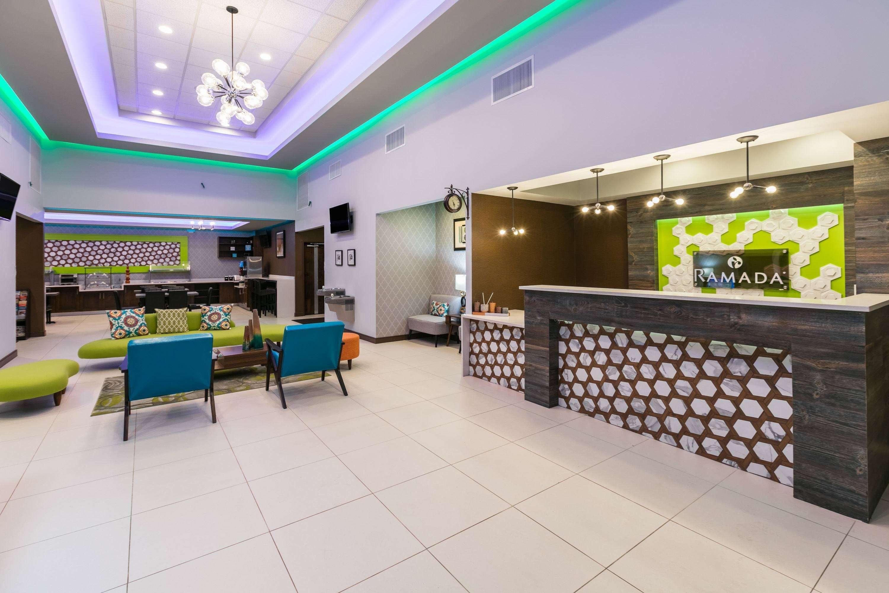 Hotel Ramada By Wyndham 3*
