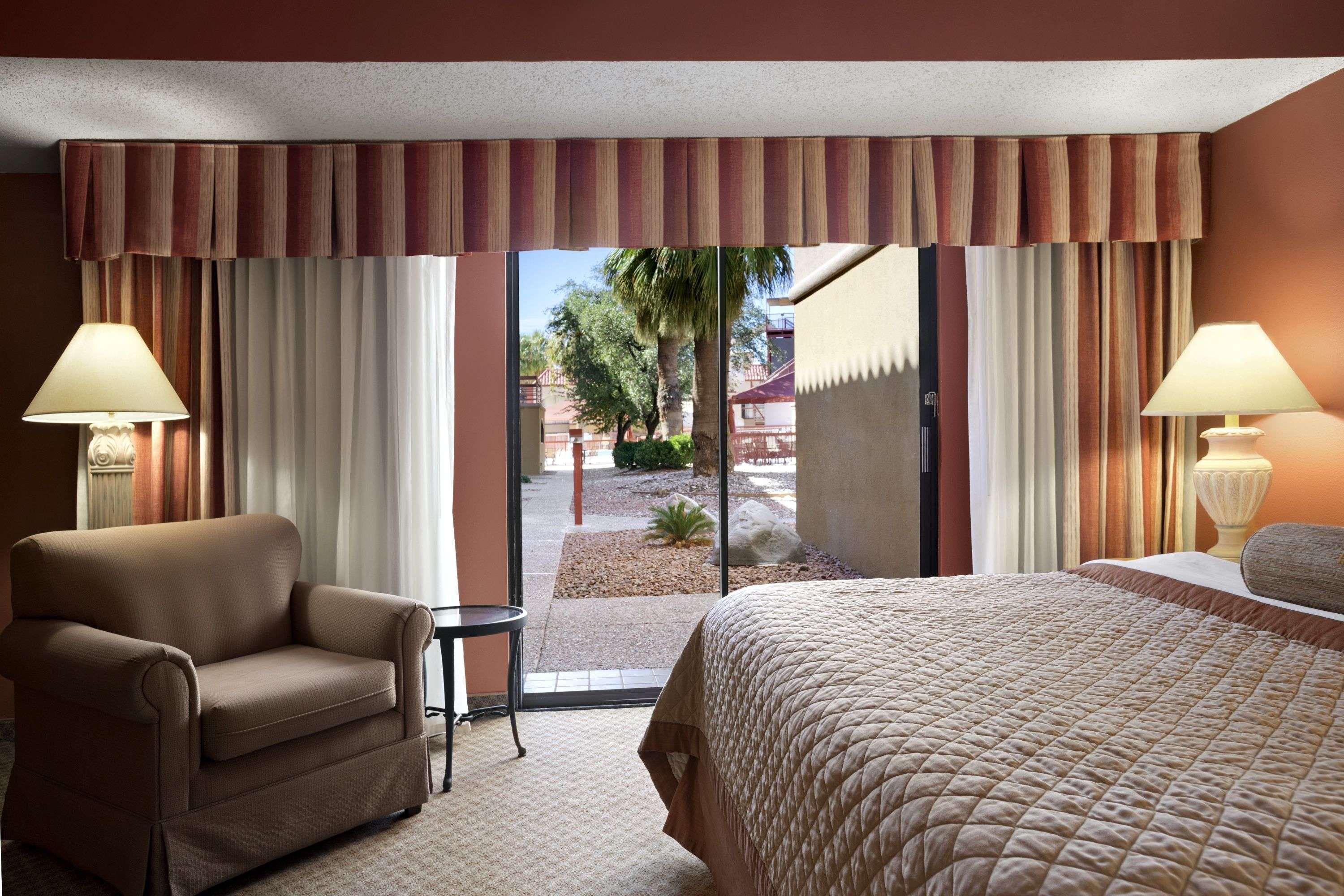 Wyndham Airport And Water Park 3* El Paso