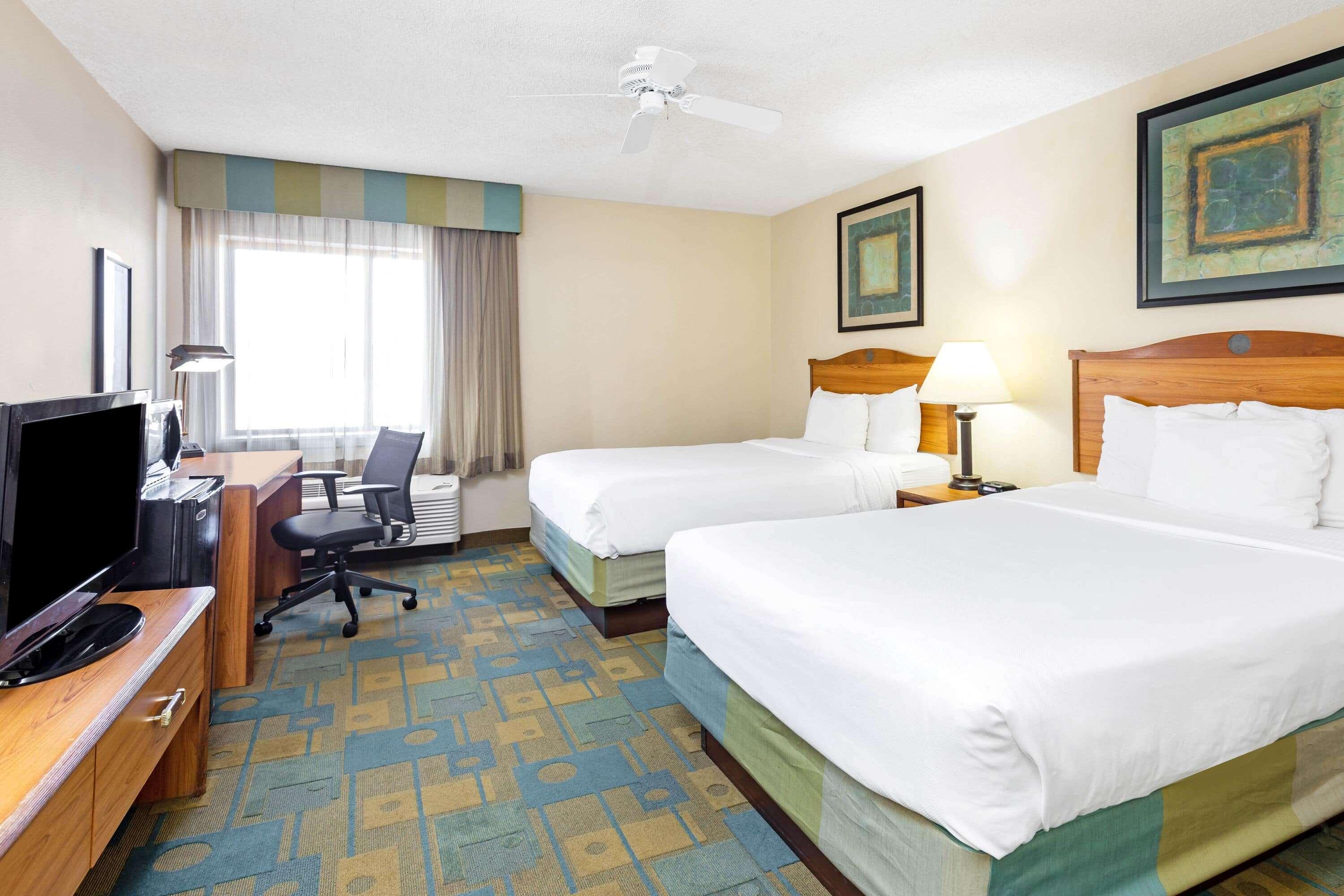 La Quinta By Wyndham East