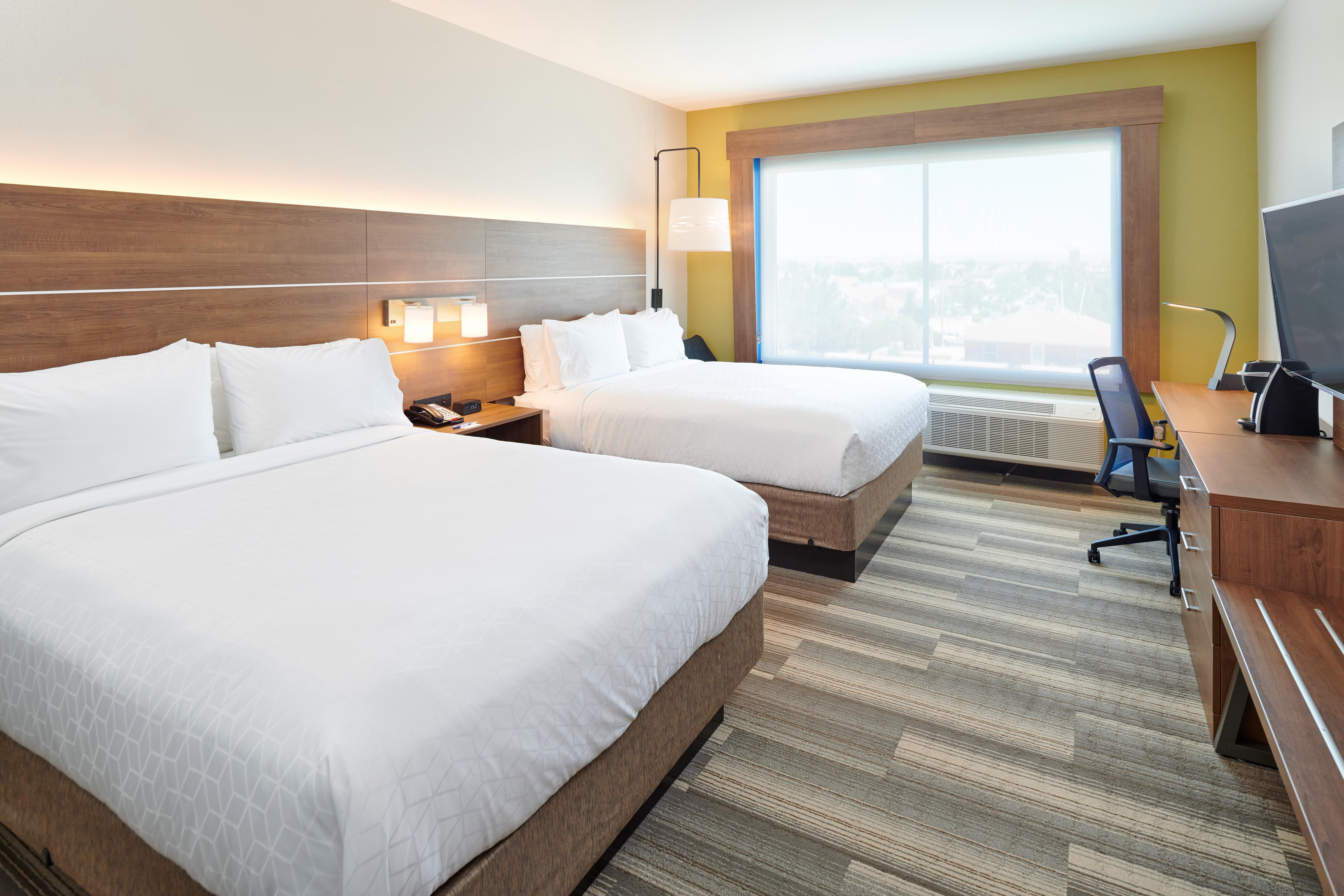 Express & East-loop 375 By Ihg Hotel 3*
