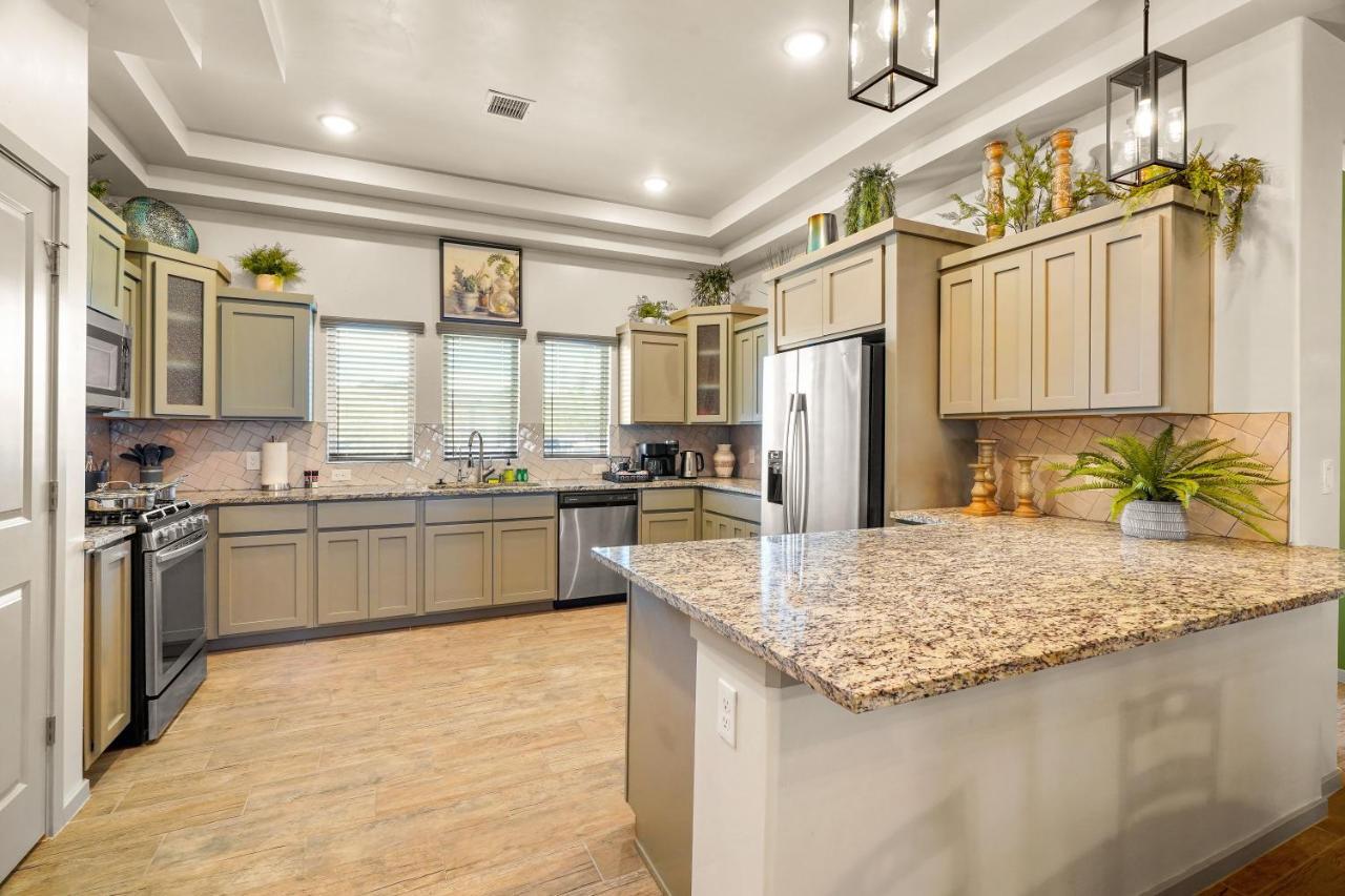 Casa Agave - Comfortable Eastlake Retreat *