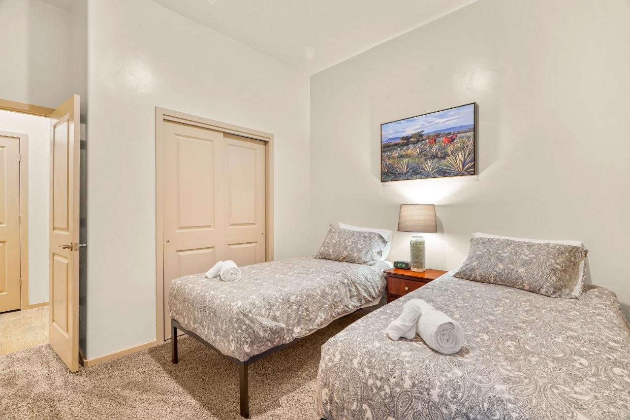 Casa Agave - Comfortable Eastlake Retreat Holiday home *