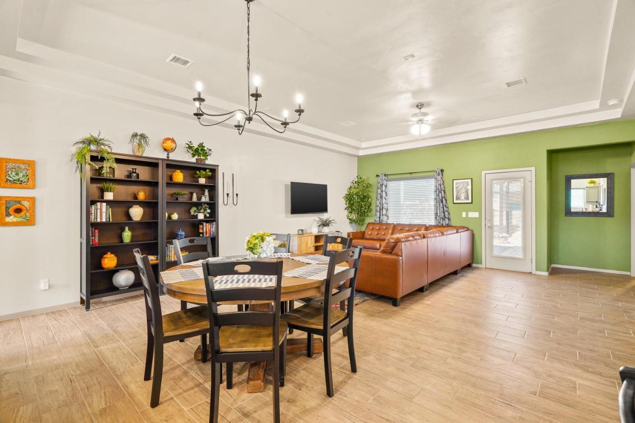 Casa Agave - Comfortable Eastlake Retreat Holiday home