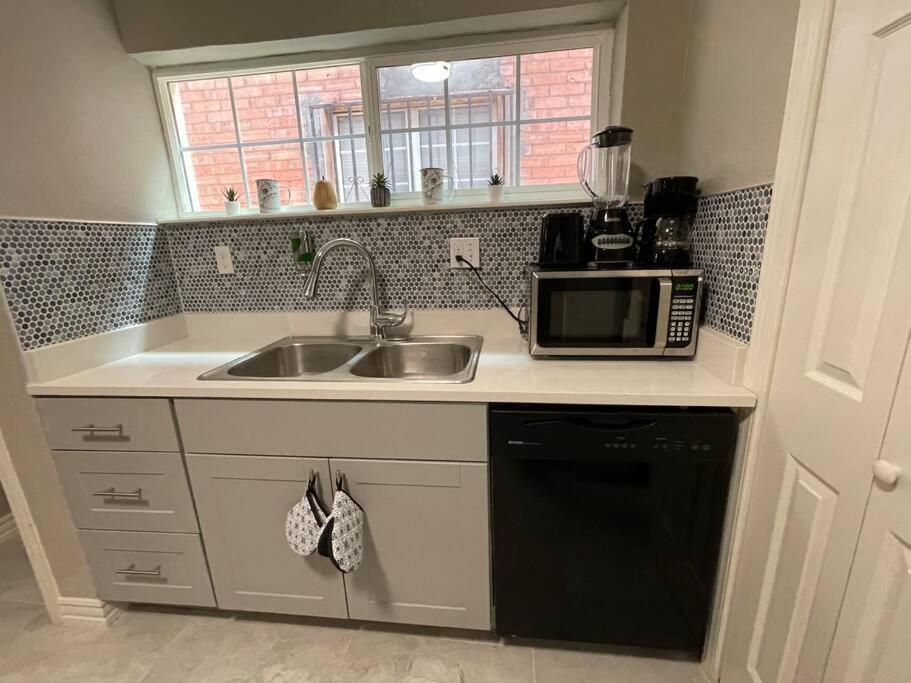 Big Family, Close To All, Duplex A And B Downtown Utep Hospitals Apartamento El Paso