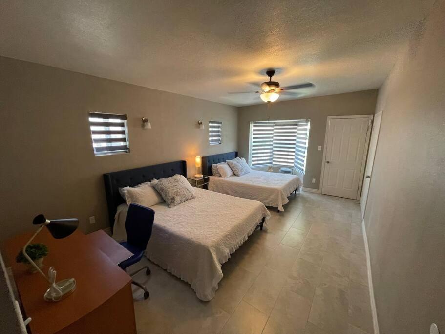 Big Family, Close To All, Duplex A And B Downtown Utep Hospitals Apartamento El Paso