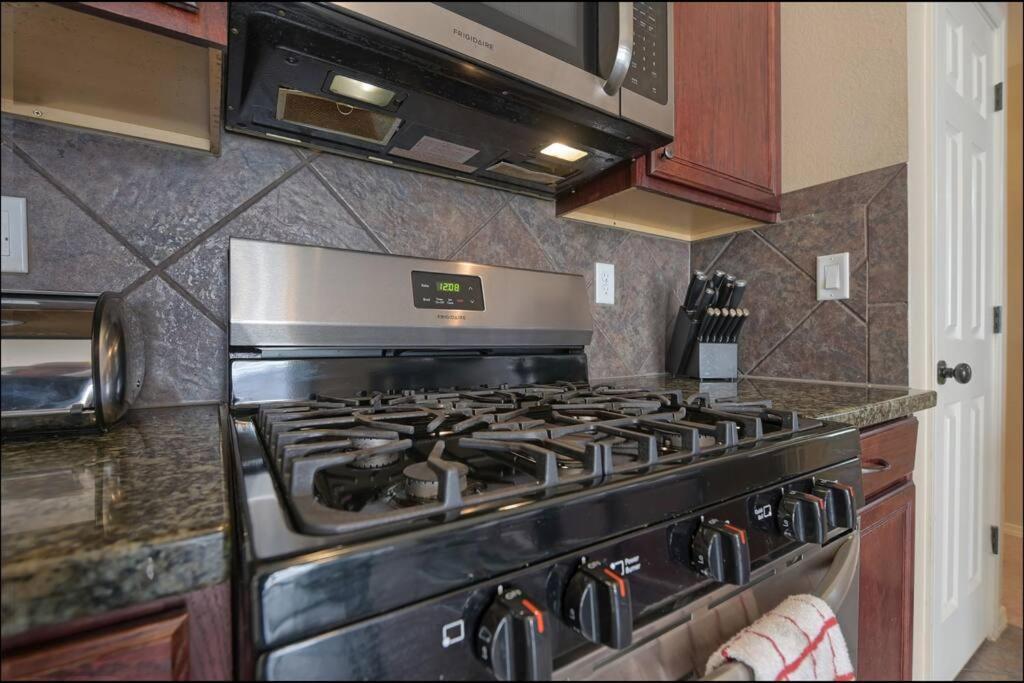 Comfy Classy Home, Close To Everything El Paso