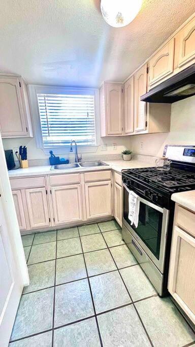 La Casita De Lulu, In The Heart Of West Side Apartment *