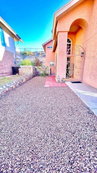 La Casita De Lulu, In The Heart Of West Side Apartment