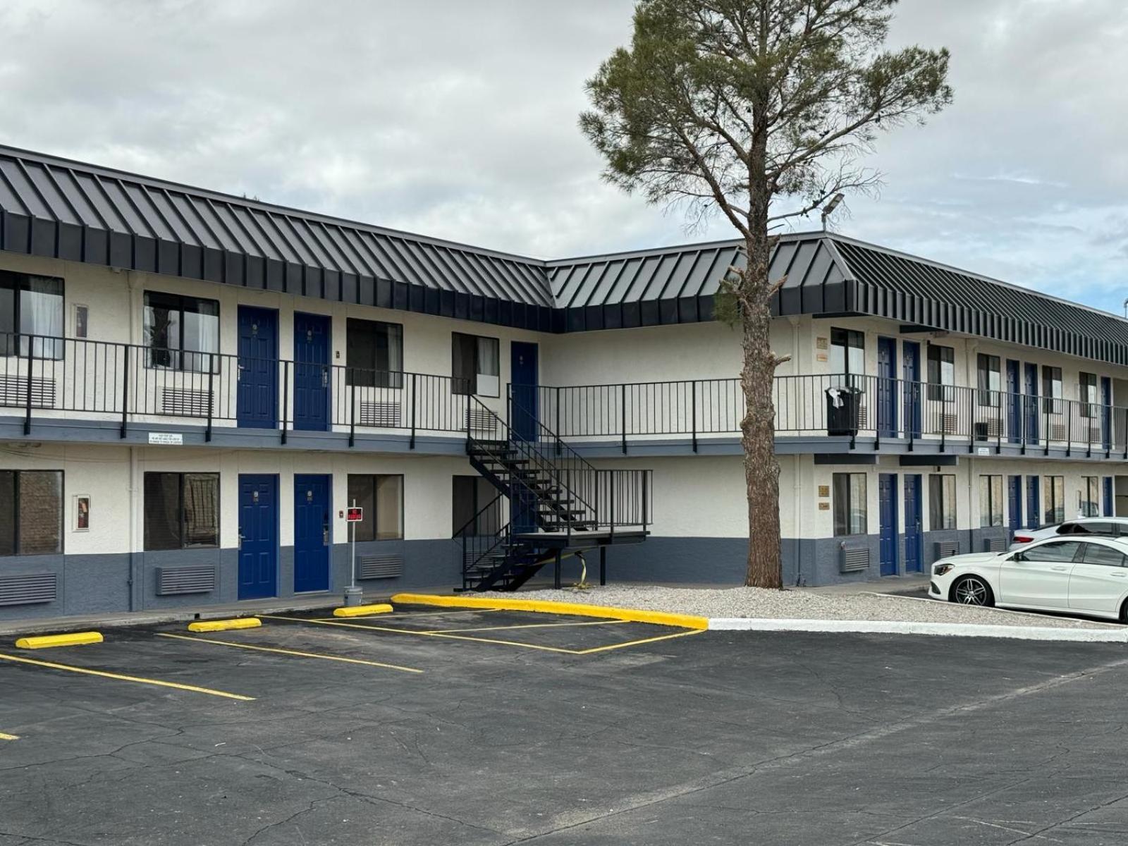 Days By Wyndham Airport East 2* El Paso
