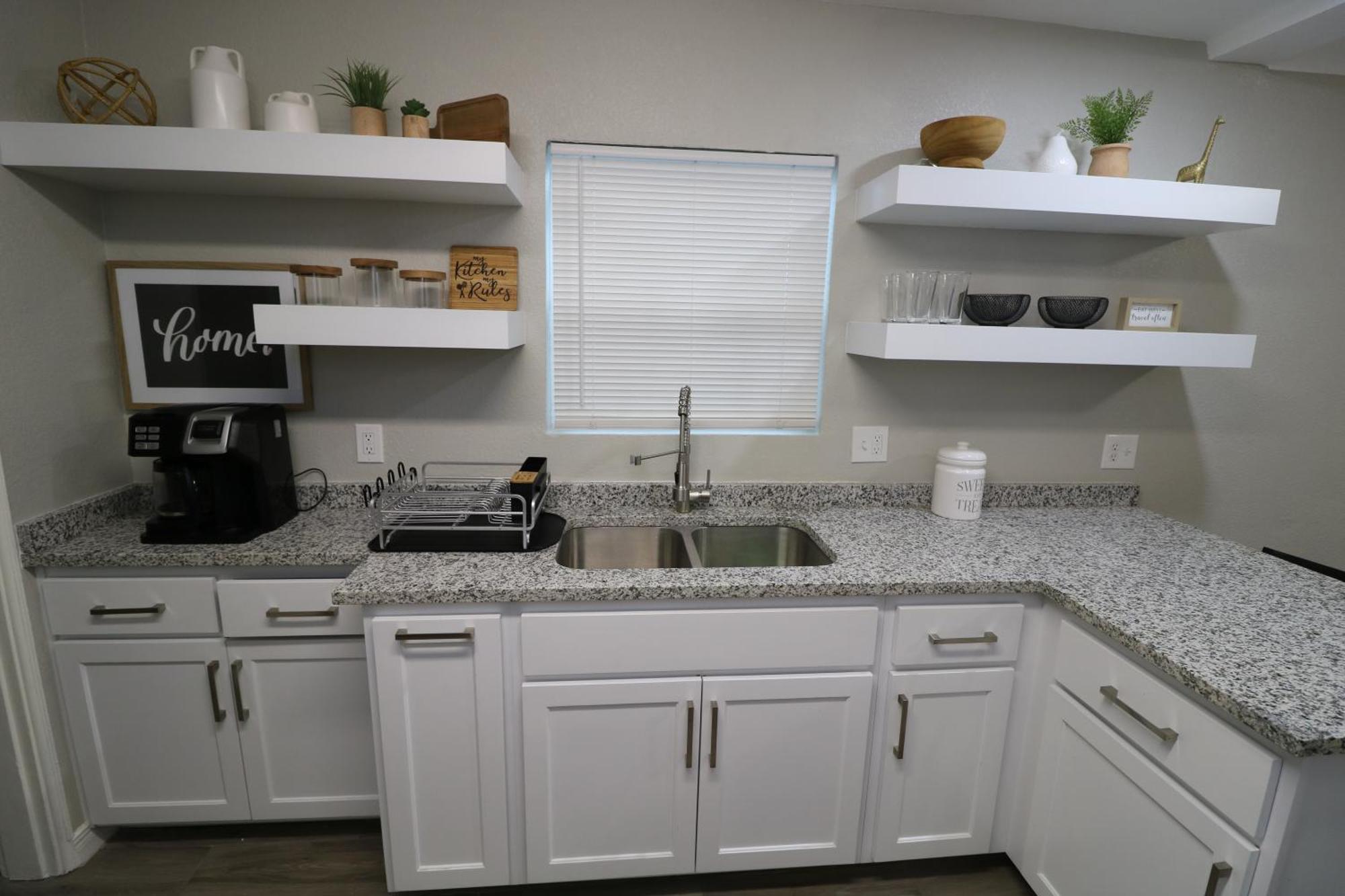Holiday home Renovated Stay, Parking, Near Dt & Airport