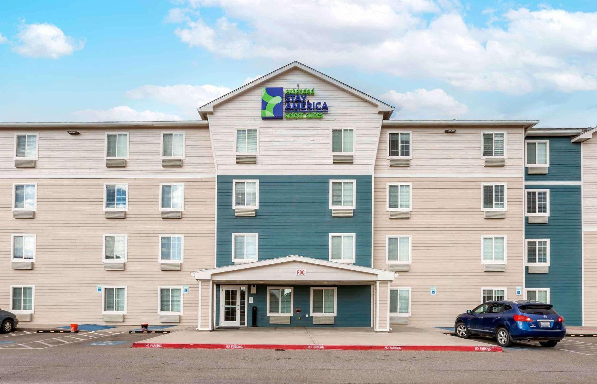 Extended America Select - - East El Paso