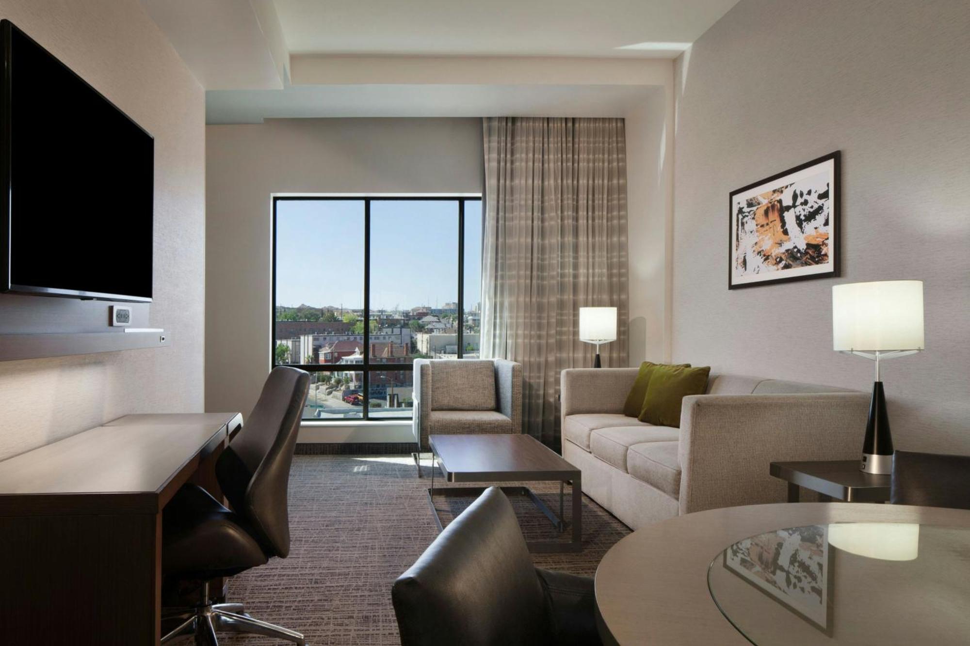 Courtyard By Marriott Downtown/convention Center Hotel El Paso
