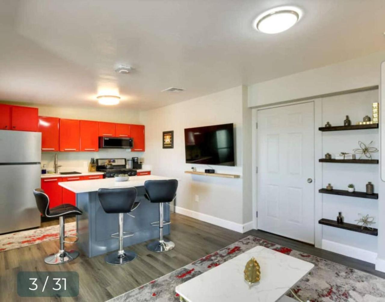 Holiday home 544c) Large 1 Bedroom With King Bed *