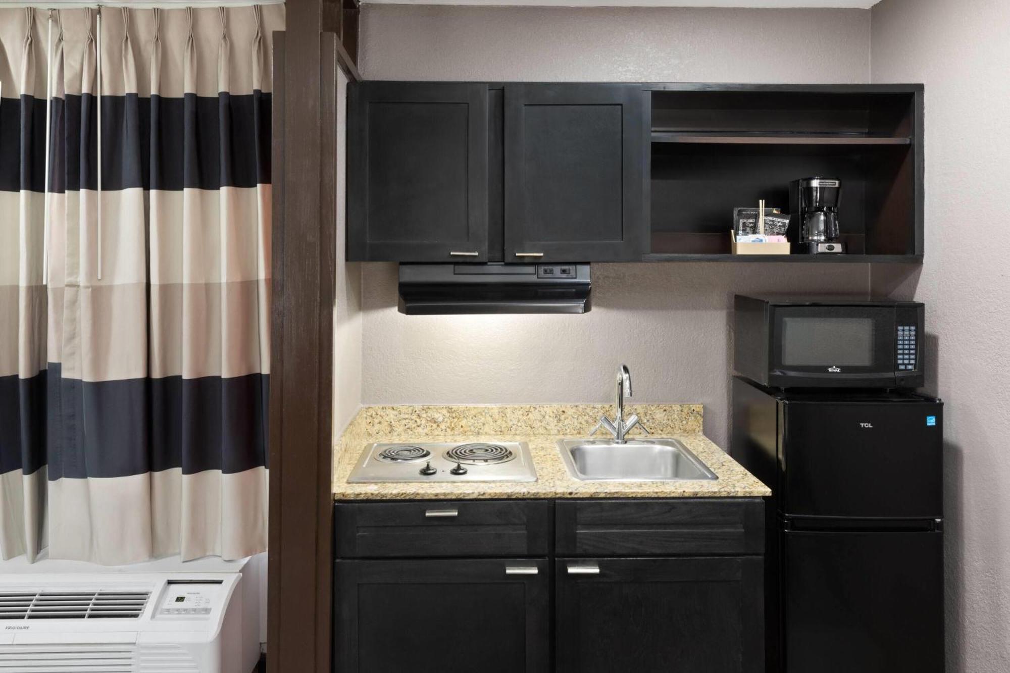 Ramada By Wyndham Hotel