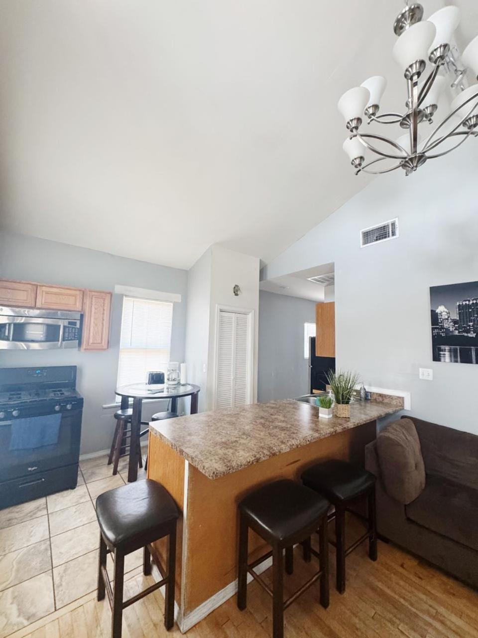 Entire Home In El Paso, Texas Holiday home *