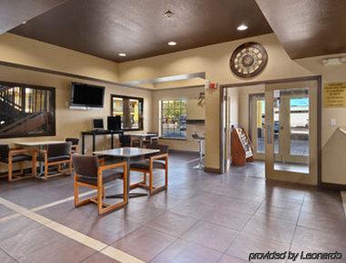 Hotel Days By Wyndham West