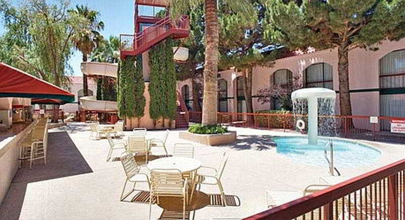 Wyndham Airport And Water Park El Paso