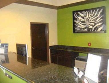 Days By Wyndham West 2*