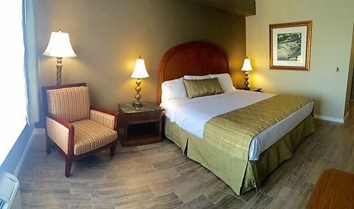 Hotel Americas - Airport / Medical Center 2*