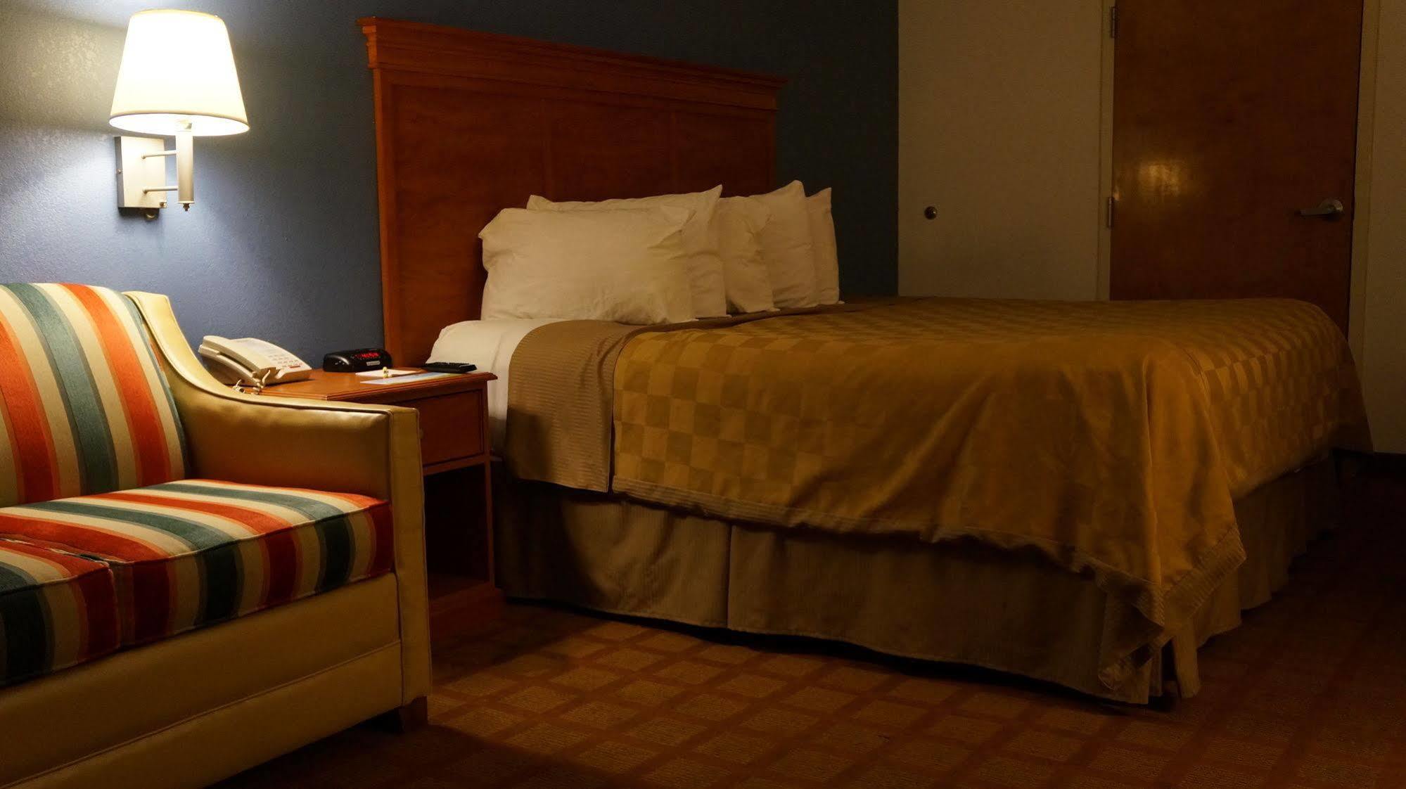 Days By Wyndham West 2* El Paso