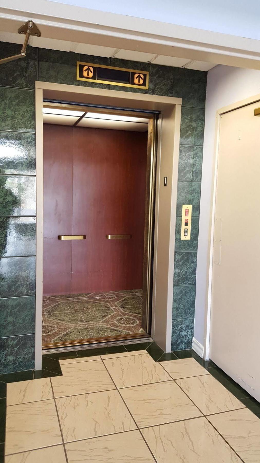 Hotel Americas - Airport / Medical Center