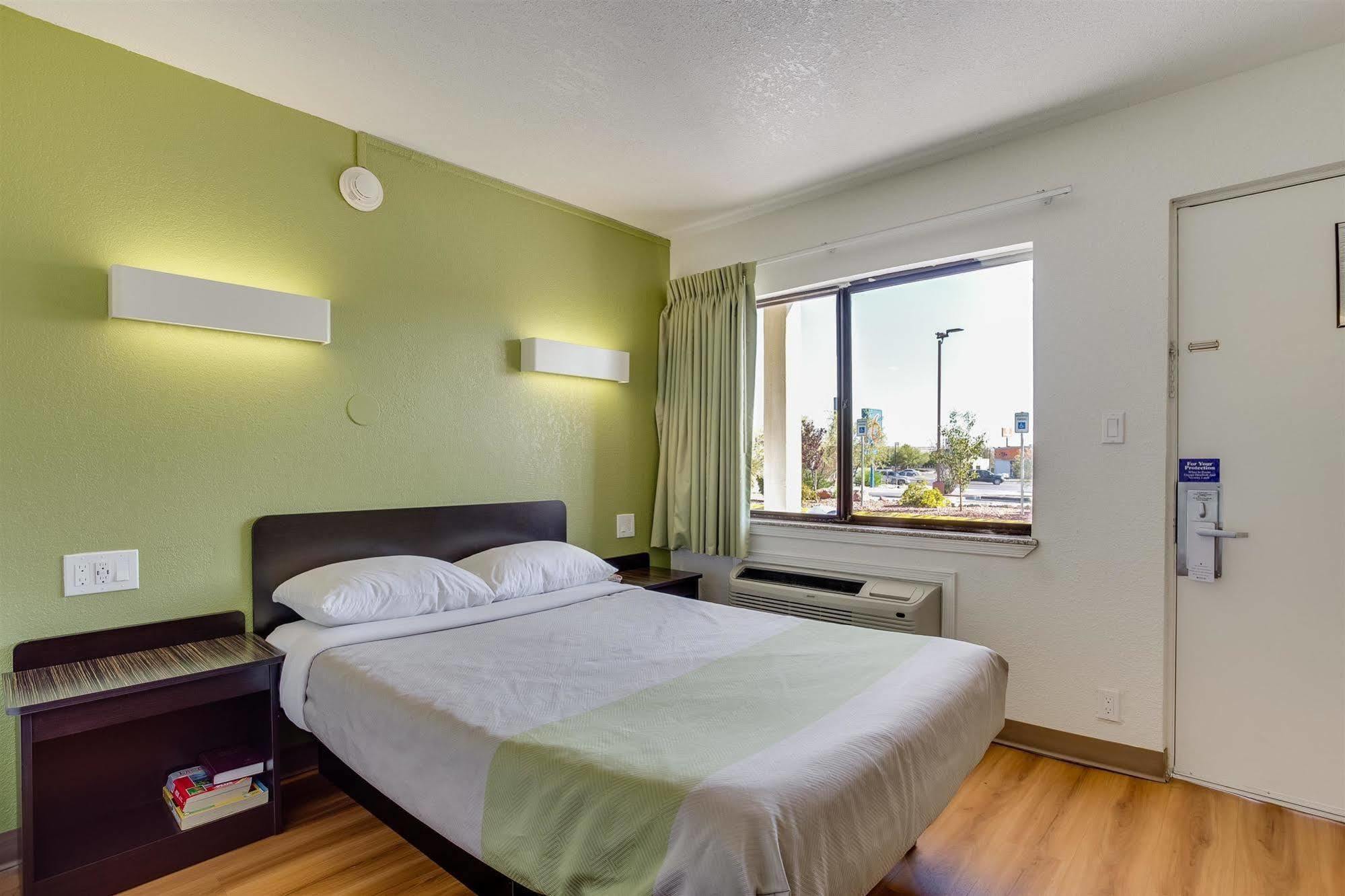 6-el Paso, Tx - West 4* El Paso