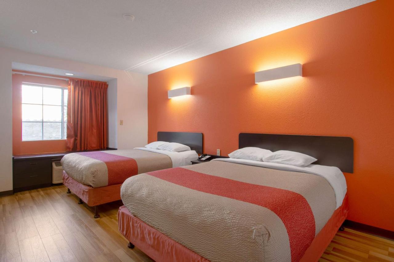 Hotel 6-el Paso, Tx - Southeast 2*