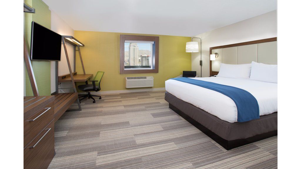 Express & East-loop 375 By Ihg Hotel 3*