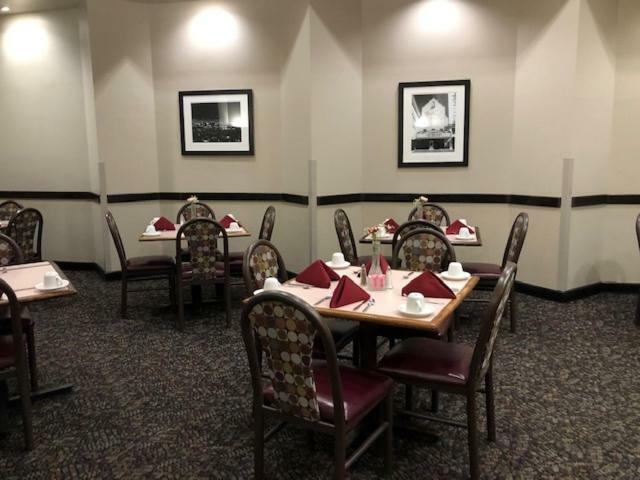 Hotel Wyndham Airport And Water Park El Paso