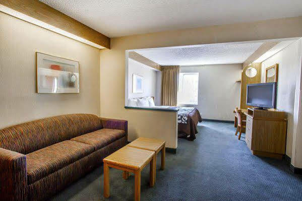 Hotel Spark By Hilton El Paso University